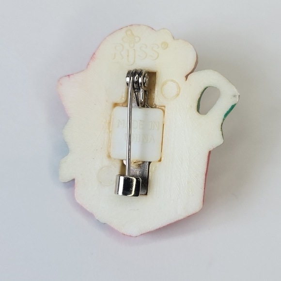 Christmas Brooch Lot Includes Tree, Wreath, Teddy Bear Santa Hat and Bells - Picture 6 of 14